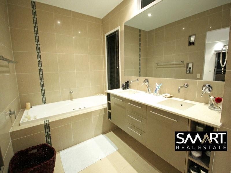 1011A Lakeview, Benowa QLD 4217