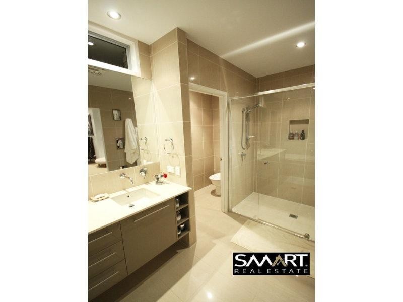 1011A Lakeview, Benowa QLD 4217