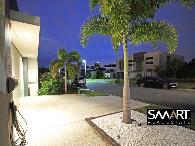 1011B Lakeview Terrace, Benowa QLD 4217