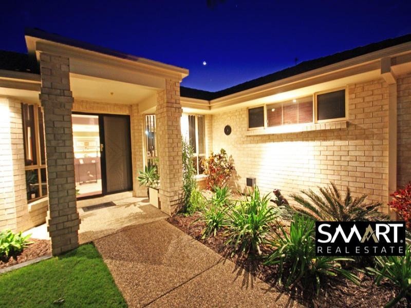 17 Laurel Oak Drive, Robina QLD 4226