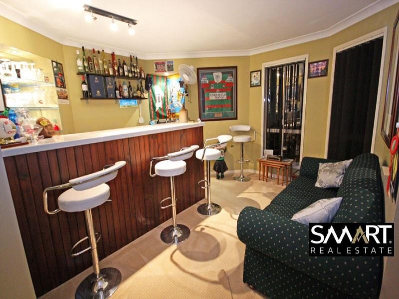 17 Laurel Oak Drive, Robina QLD 4226