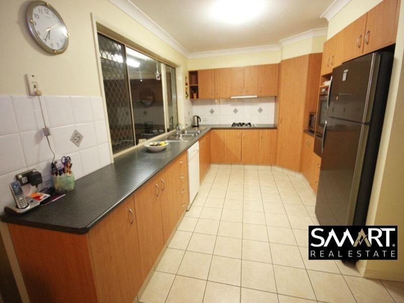 17 Laurel Oak Drive, Robina QLD 4226