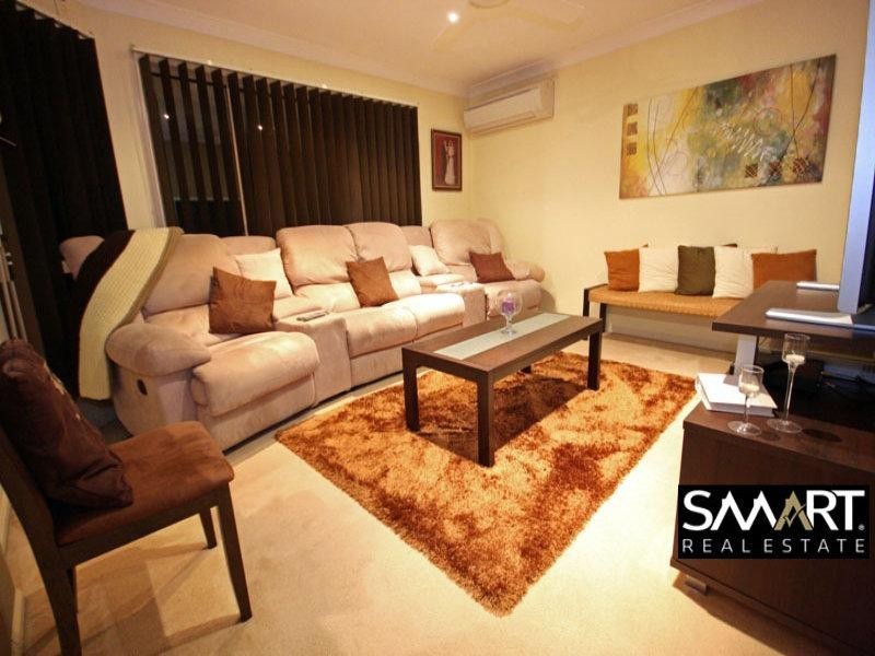 17 Laurel Oak Drive, Robina QLD 4226