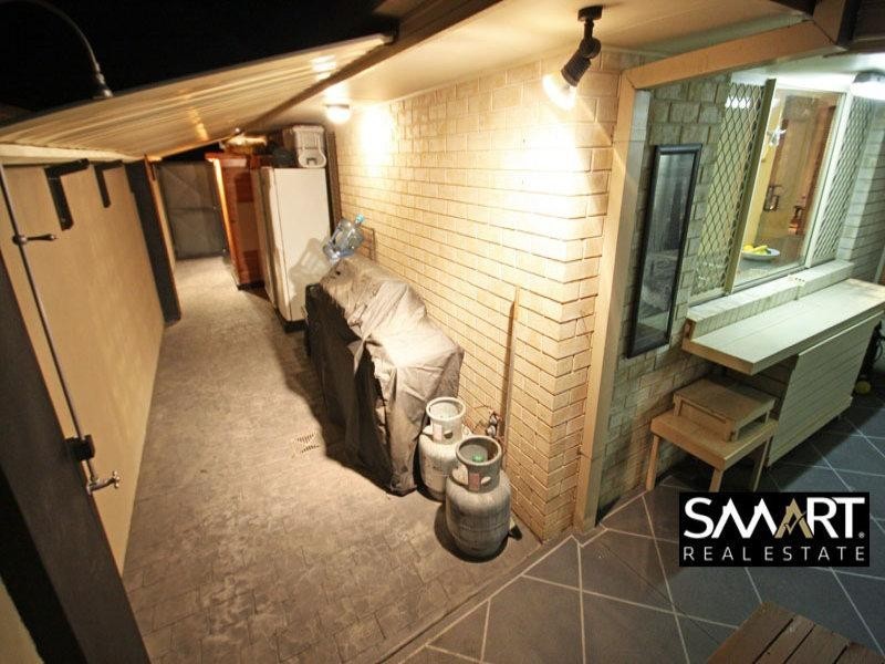 17 Laurel Oak Drive, Robina QLD 4226