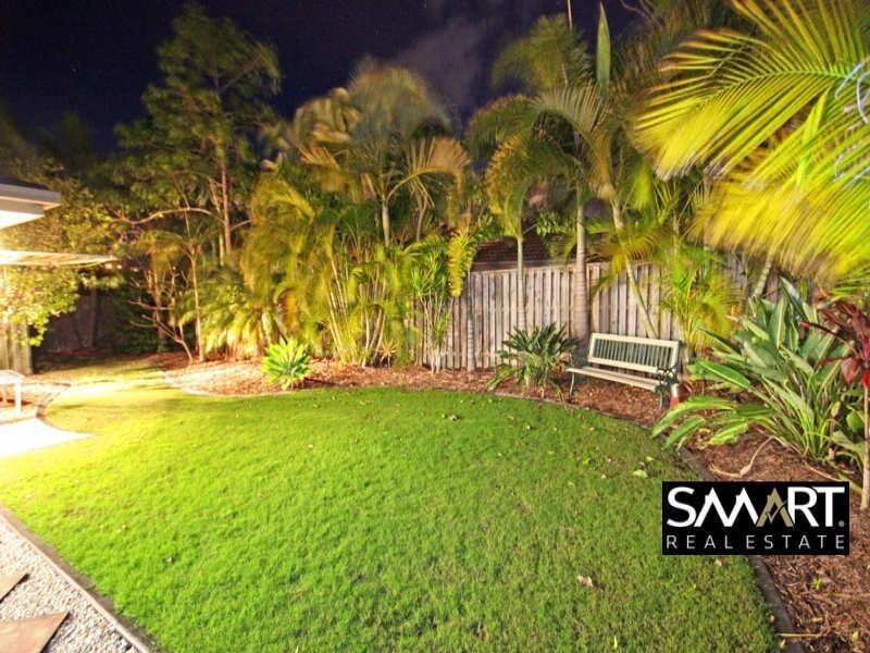 17 Laurel Oak Drive, Robina QLD 4226