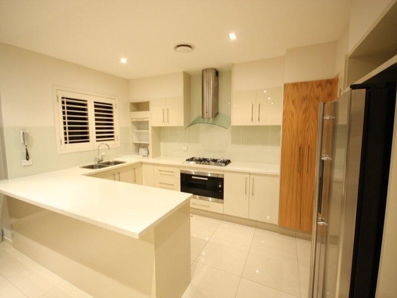 5020A Riverwood Grove, Benowa QLD 4217