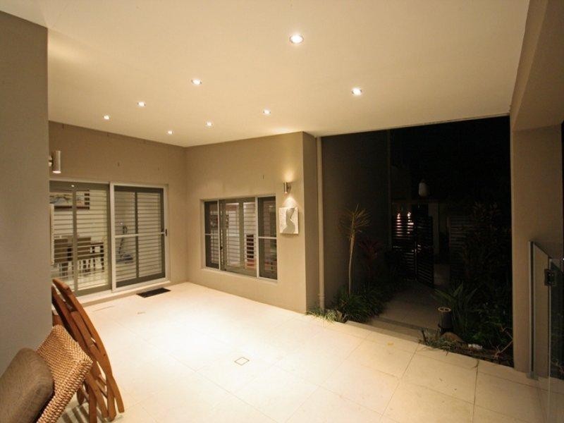 5020A Riverwood Grove, Benowa QLD 4217