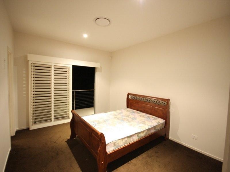 5020A Riverwood Grove, Benowa QLD 4217