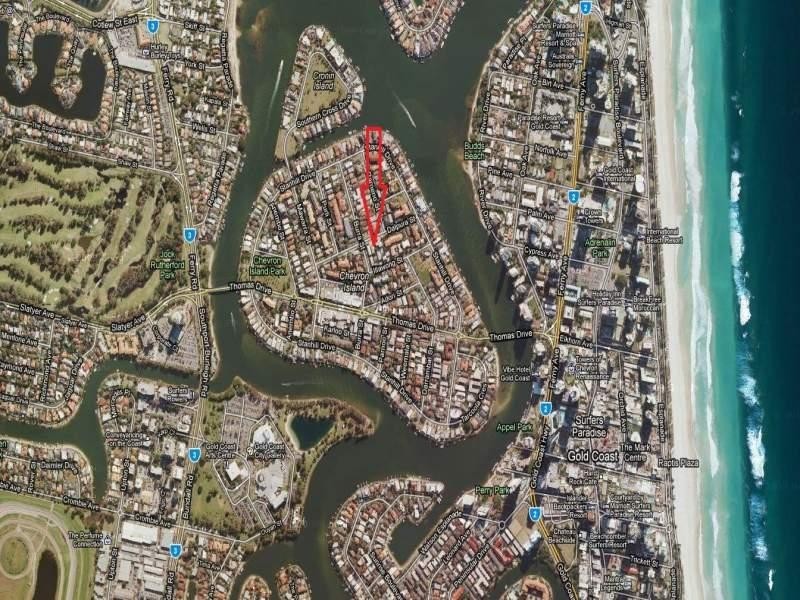 2/17 Illawong Street, Chevron Island QLD 4217
