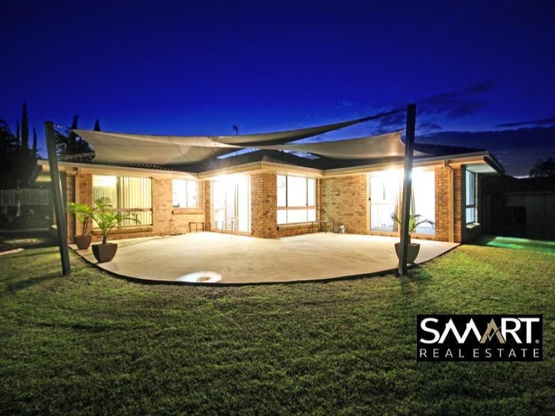 1 Highview Place, Parkwood QLD 4214