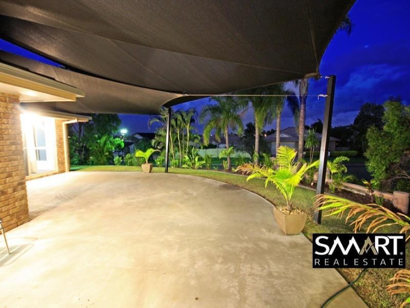 1 Highview Place, Parkwood QLD 4214