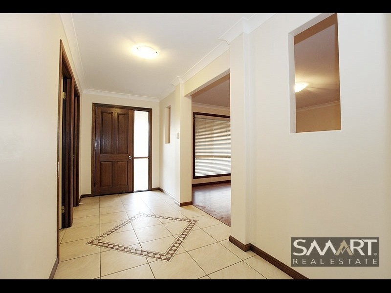 4 Watergum Parade, Molendinar QLD 4214