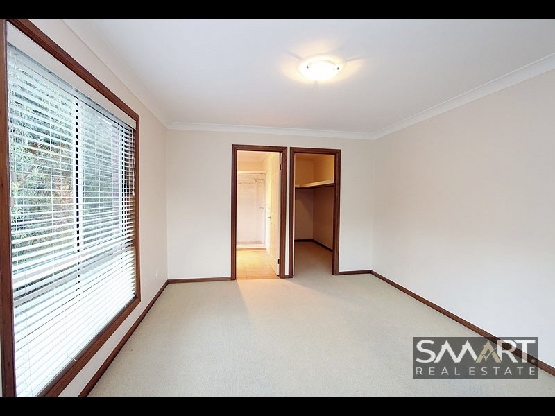 4 Watergum Parade, Molendinar QLD 4214