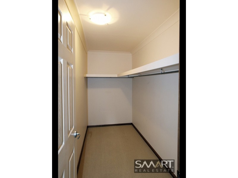 4 Watergum Parade, Molendinar QLD 4214