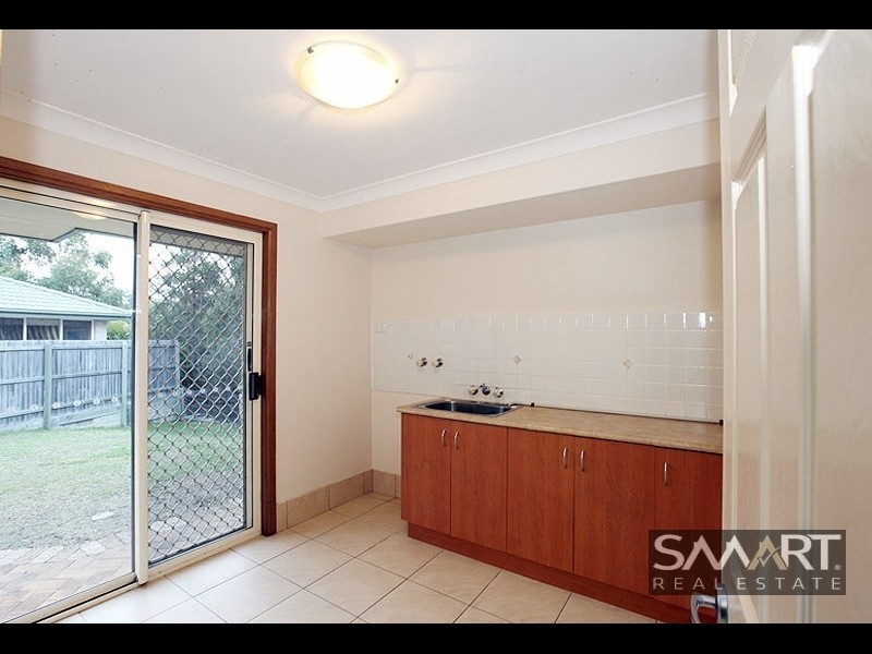 4 Watergum Parade, Molendinar QLD 4214