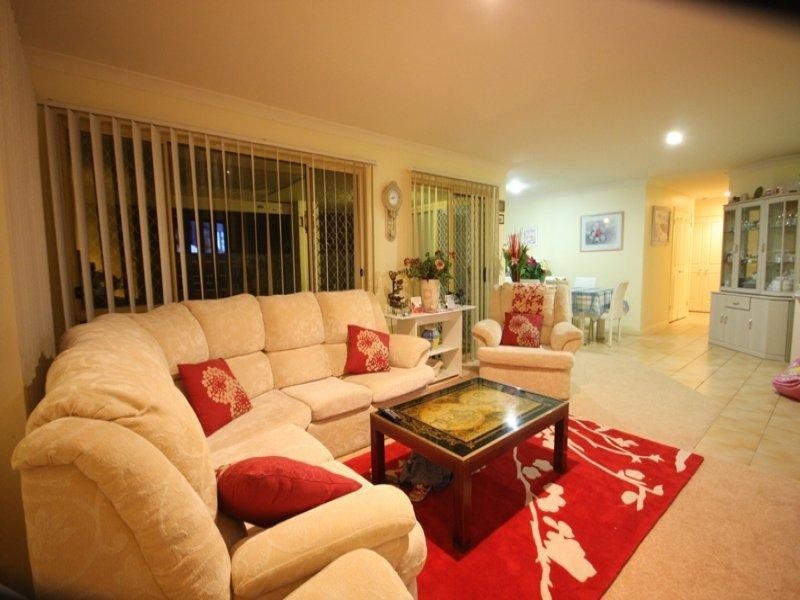 112A Pohlman Street, Southport QLD 4215