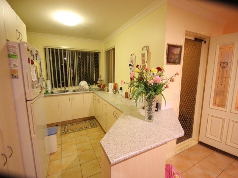 112A Pohlman Street, Southport QLD 4215