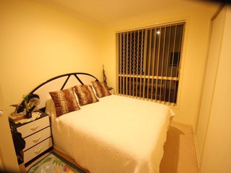 112A Pohlman Street, Southport QLD 4215