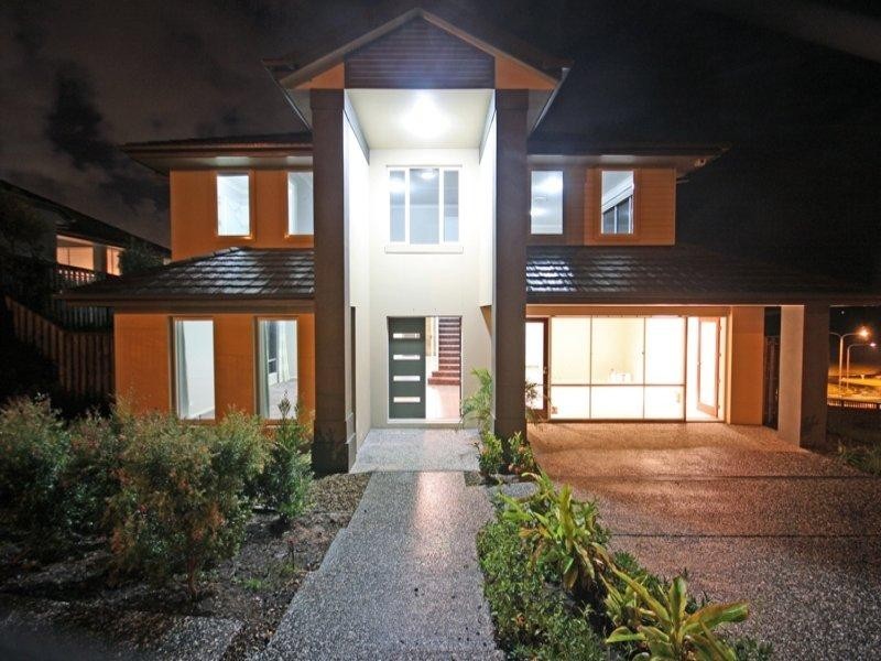 17 Buchanan Circuit, Oxenford QLD 4210