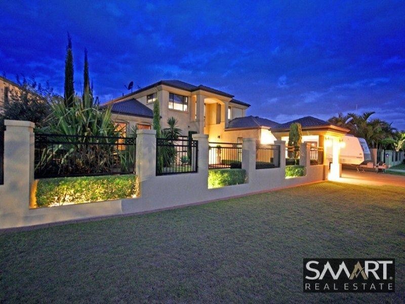 10 Bollard Circuit, Clear Island Waters QLD 4226