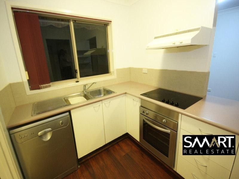 147/31 Usher Avenue, Labrador QLD 4215