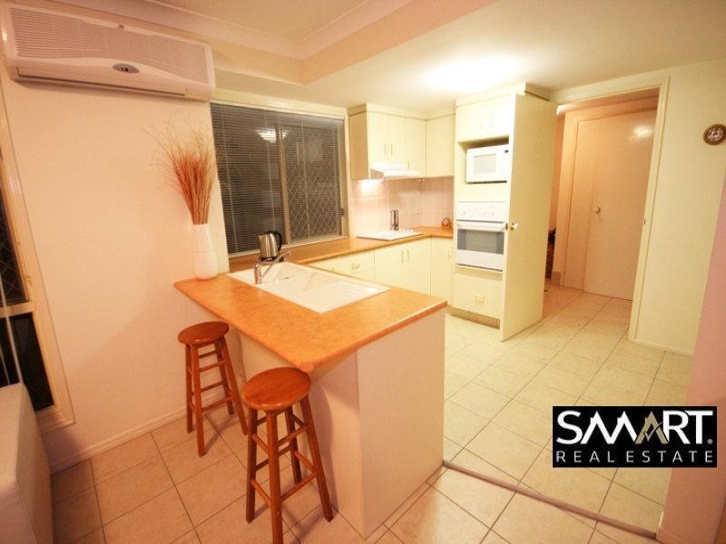 106 Pohlman Street, Southport QLD 4215