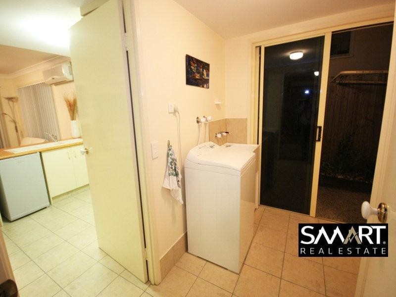 106 Pohlman Street, Southport QLD 4215