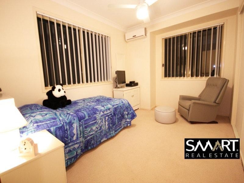 106 Pohlman Street, Southport QLD 4215