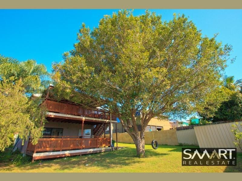 118 Wilson Street, Labrador QLD 4215