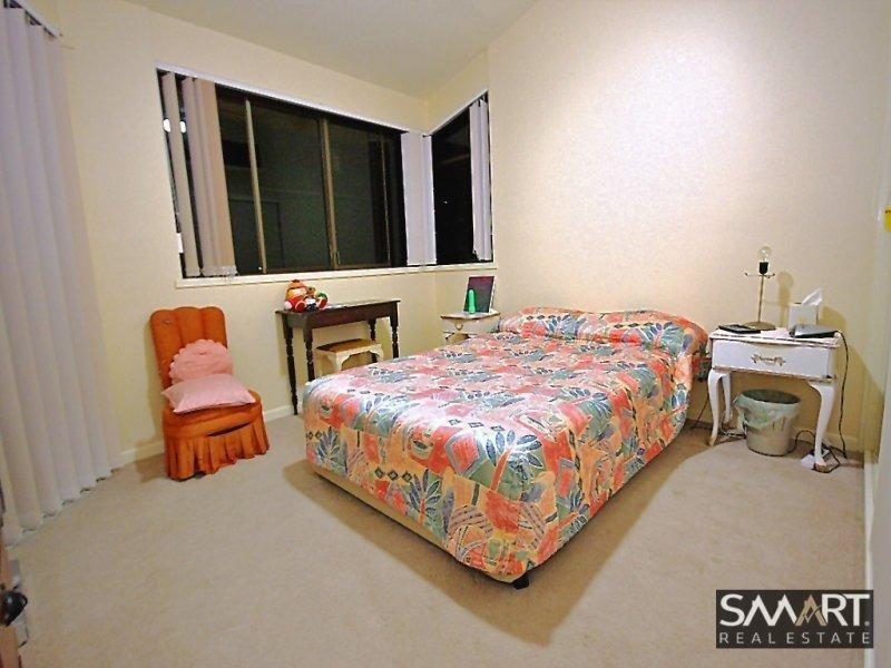 13 Beverley Crescent, Broadbeach Waters QLD 4218
