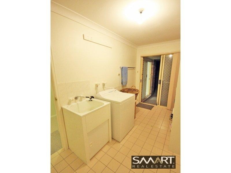 27 Marilyn Monroe Court, Parkwood QLD 4214