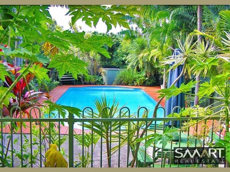 10 Hoffschildt Drive, Currumbin Waters QLD 4223
