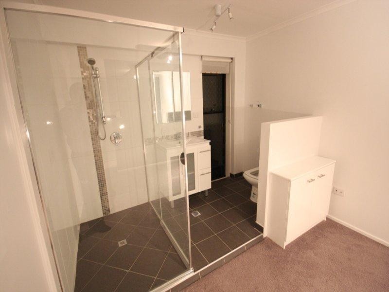 11 Hamersley Way, Worongary QLD 4213