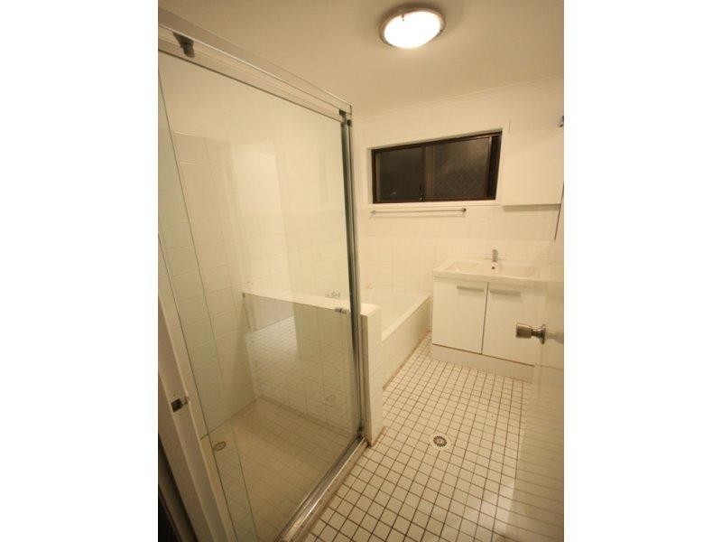 11 Hamersley Way, Worongary QLD 4213