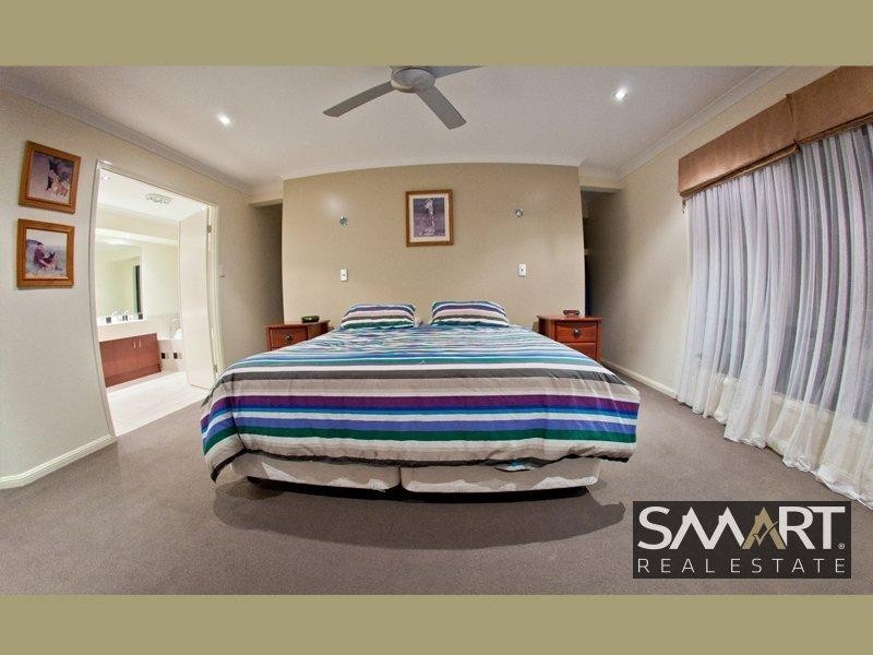 58 Dellwood Circuit, Molendinar QLD 4214