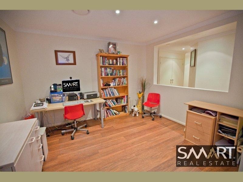 58 Dellwood Circuit, Molendinar QLD 4214