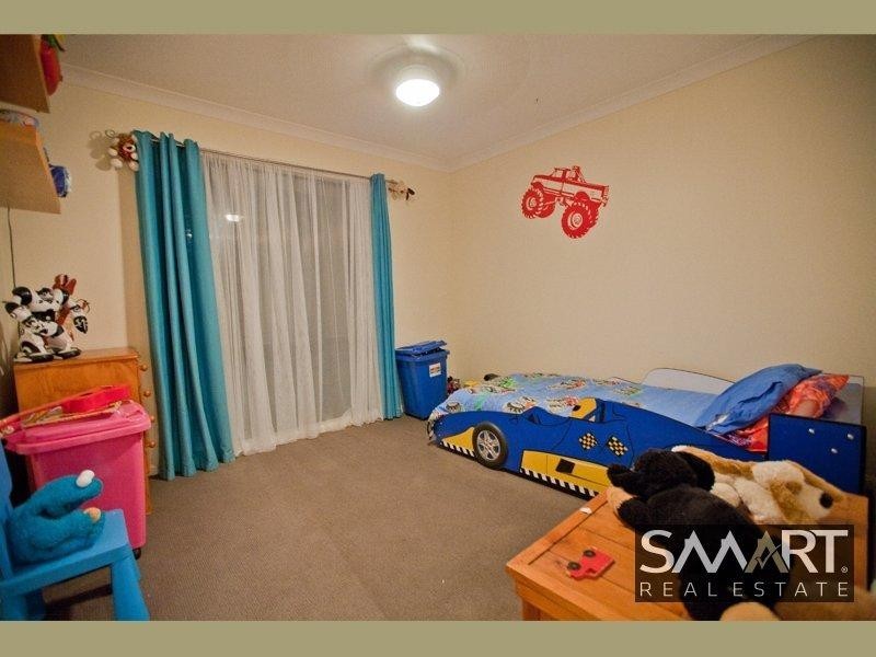 58 Dellwood Circuit, Molendinar QLD 4214