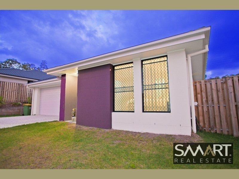 52 Wunburra Circle, Pacific Pines QLD 4211