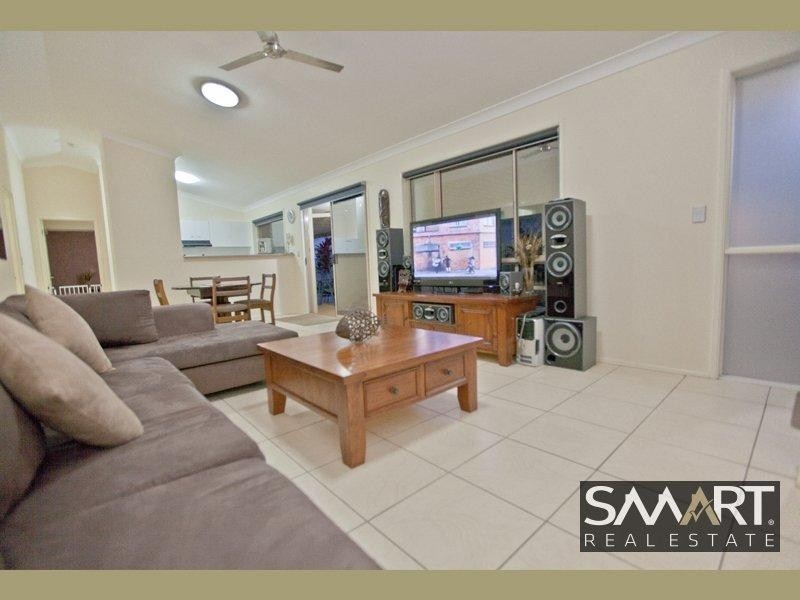 67/2 Anaheim Drive, Helensvale QLD 4212