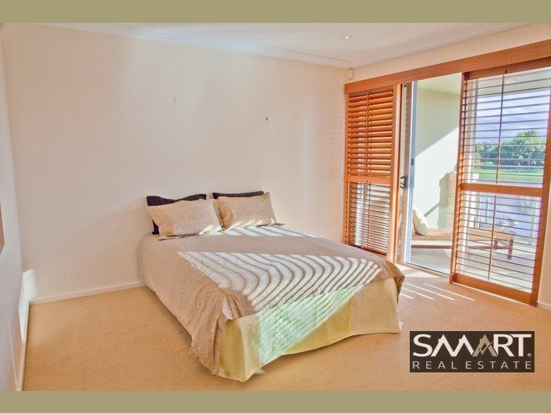 69 Nicklaus Court, Merrimac QLD 4226