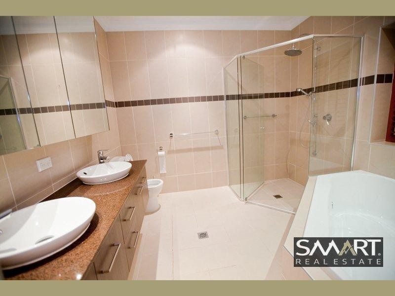 69 Nicklaus Court, Merrimac QLD 4226