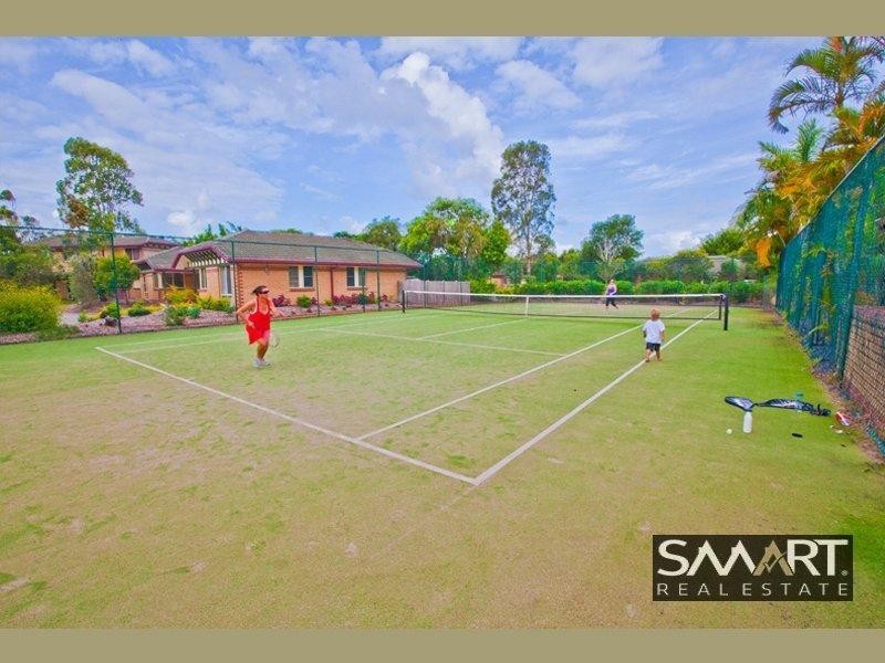 228/125 Hansford Road, Coombabah QLD 4216