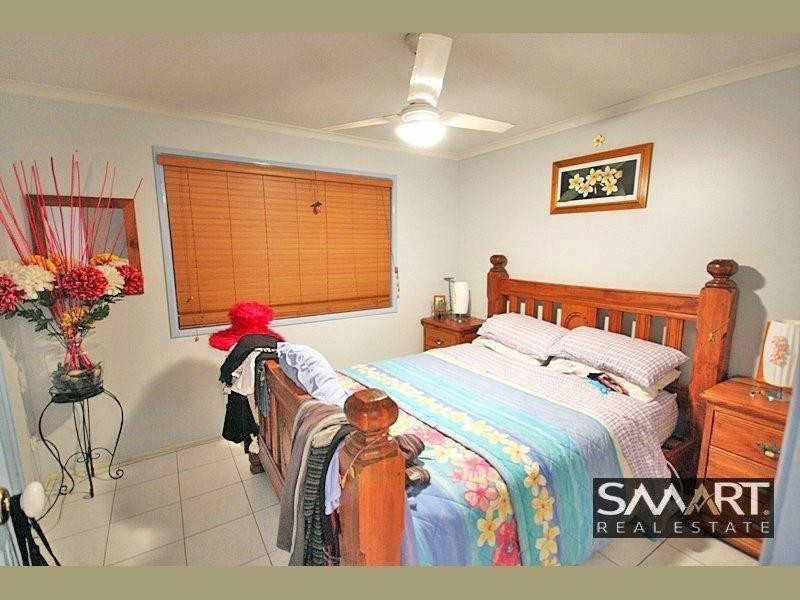 2/67 Usher Avenue, Labrador QLD 4215