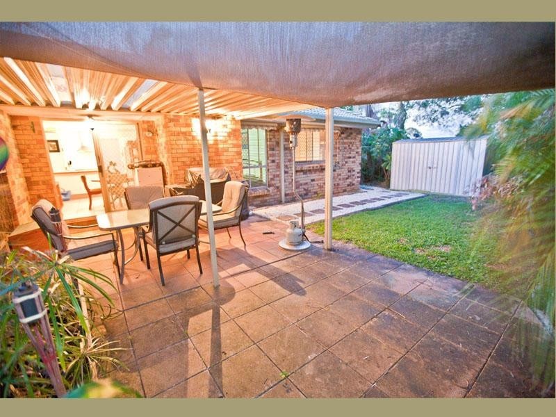 2/67 Usher Avenue, Labrador QLD 4215