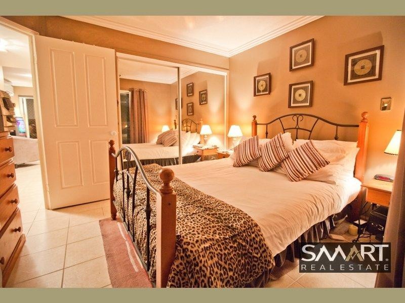 Chevron Island QLD 4217