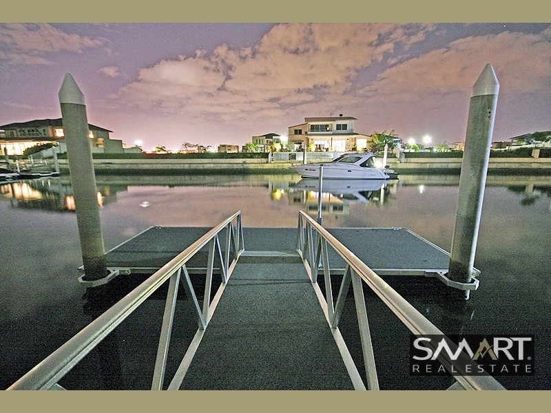 24 North Quay Drive, Biggera Waters QLD 4216
