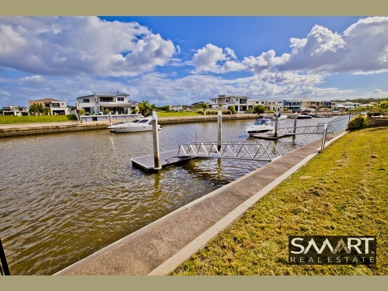24 North Quay Drive, Biggera Waters QLD 4216