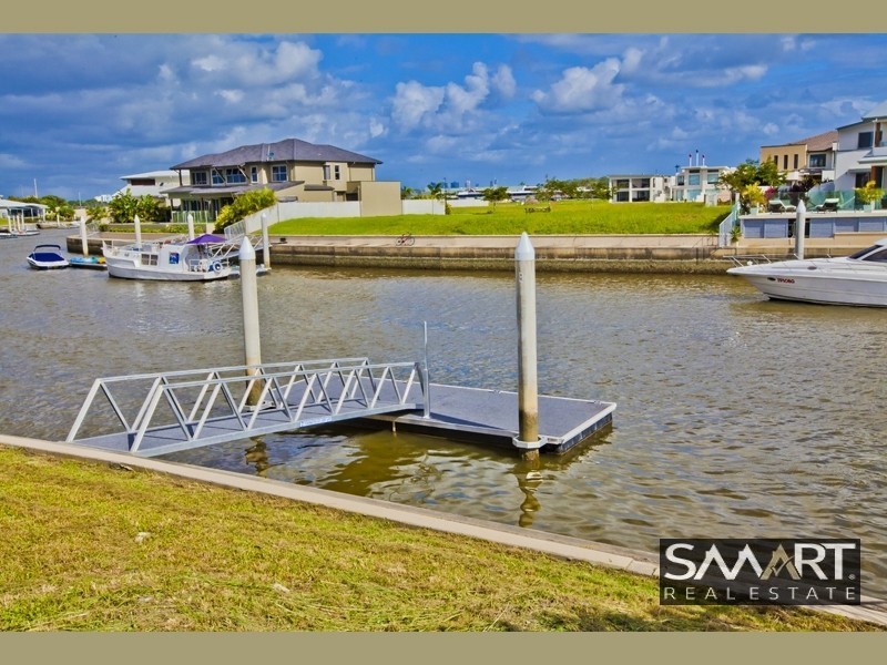 24 North Quay Drive, Biggera Waters QLD 4216