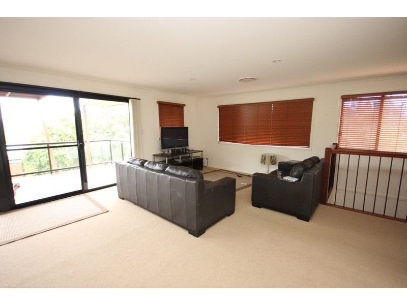 25/2 Ridgeline Way, Highland Park QLD 4211