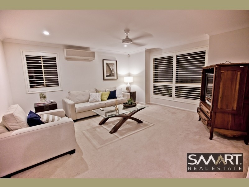 26 Daintree Drive, Parkwood QLD 4214